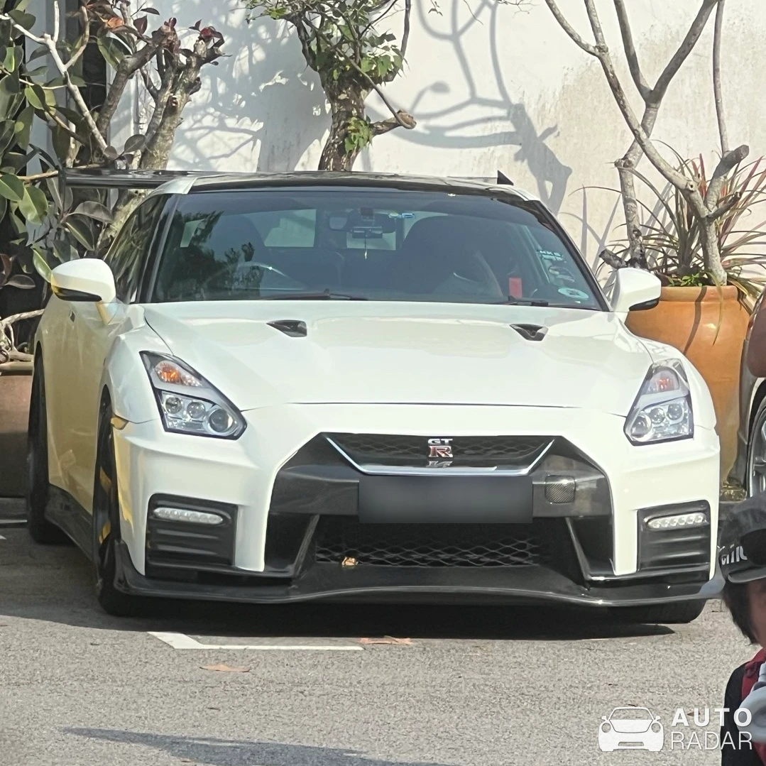 Nissan GT-R R35 spotted in Singapore, Singapore