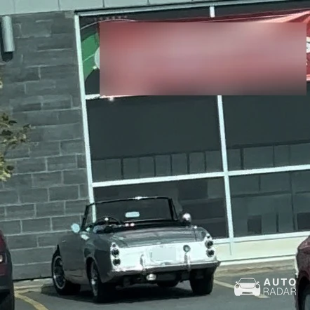 Triumph TR6 spotted in Charlemagne, Canada