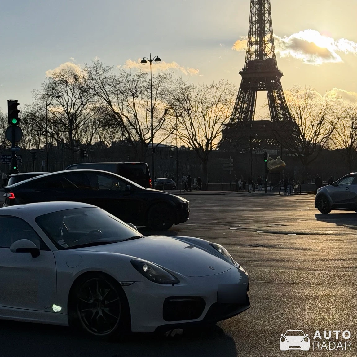 Porsche 981 Cayman GTS spotted in Paris, France