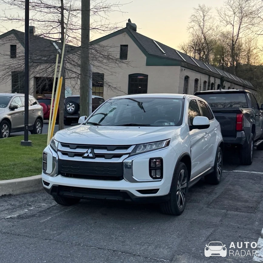 Mitsubishi Outlander spotted in Easton
