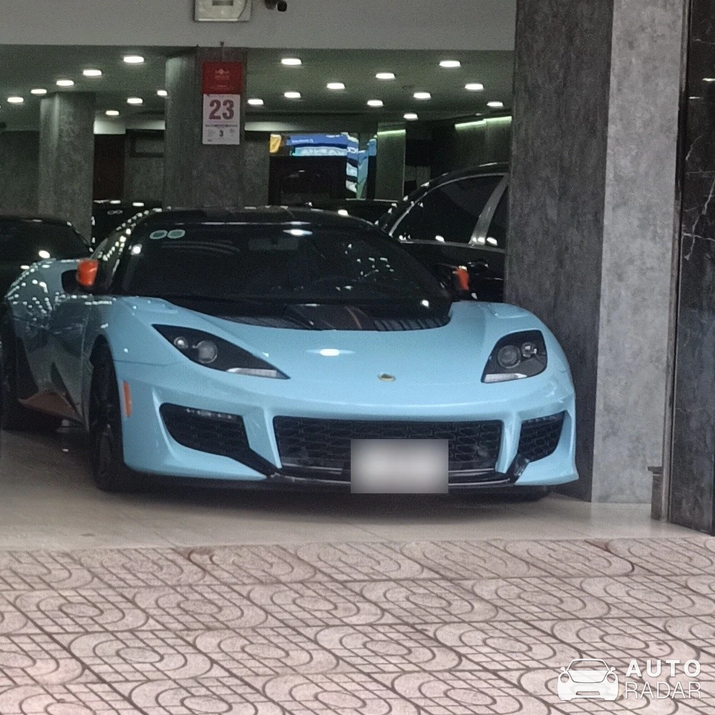Lotus Evora GT spotted in Ho Chi Minh City, Vietnam