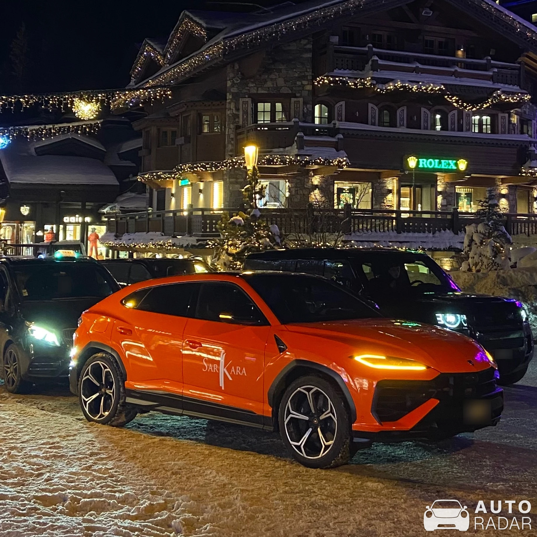Lamborghini Urus SE spotted in Courchevel, France