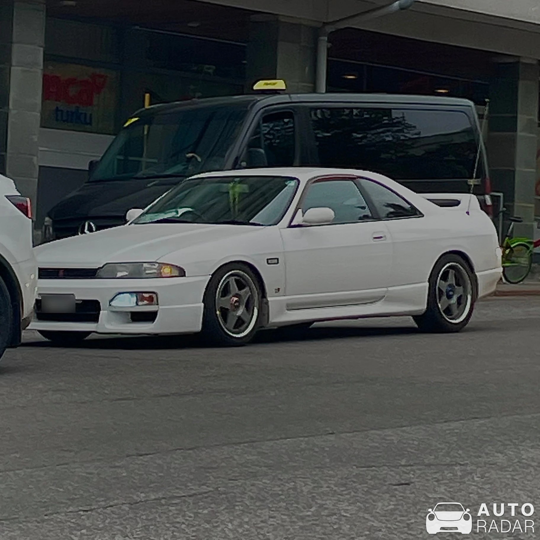 Nissan Skyline R33 spotted in Turku, Finland