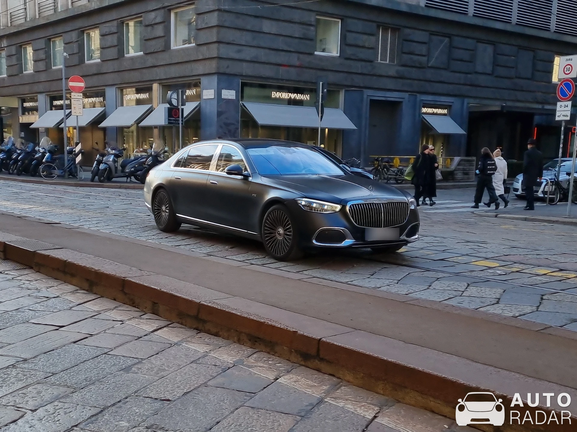 Mercedes-Maybach S 680 spotted in Milano, Italy
