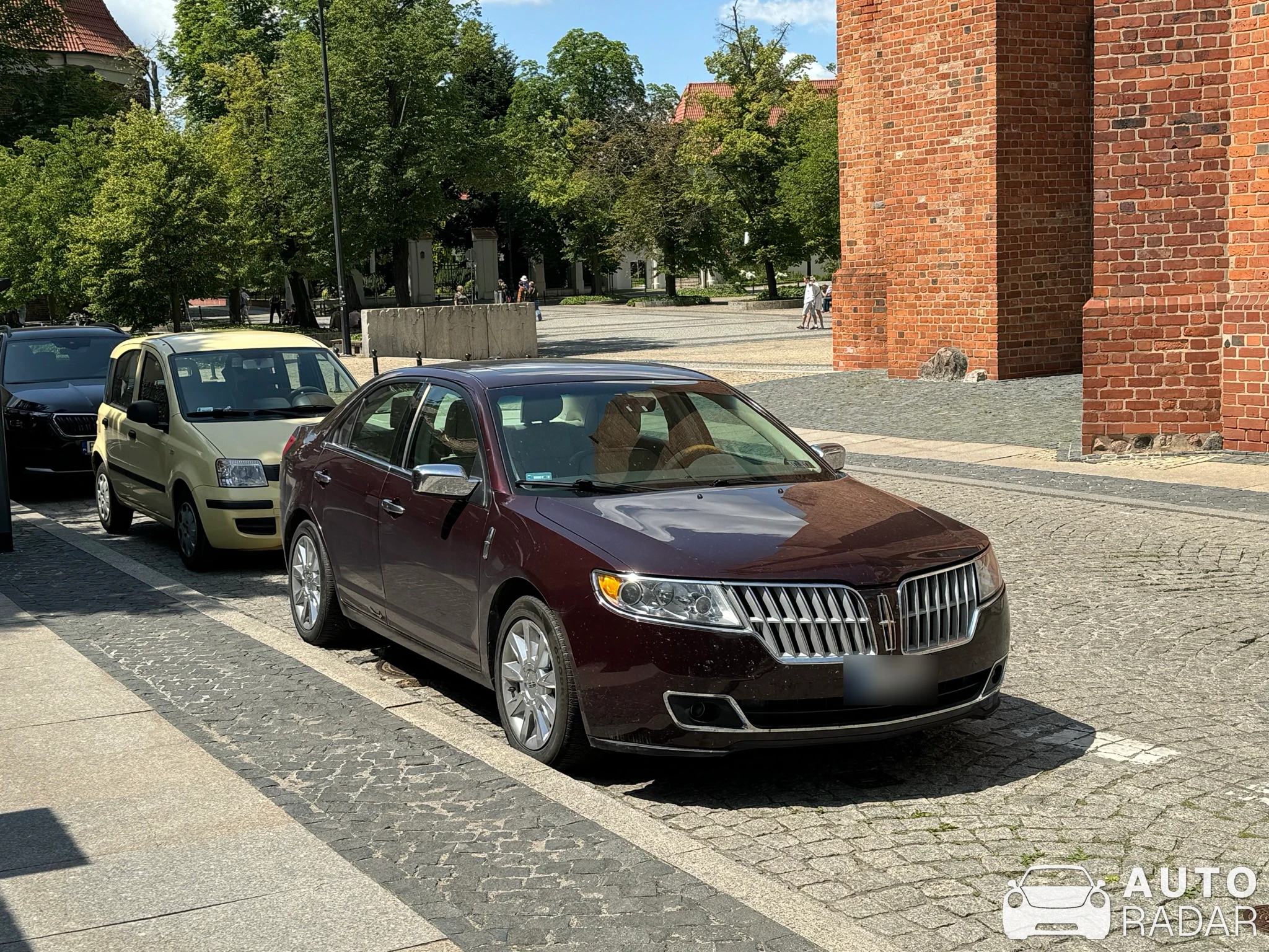 Lincoln MKZ spotted in Poznań