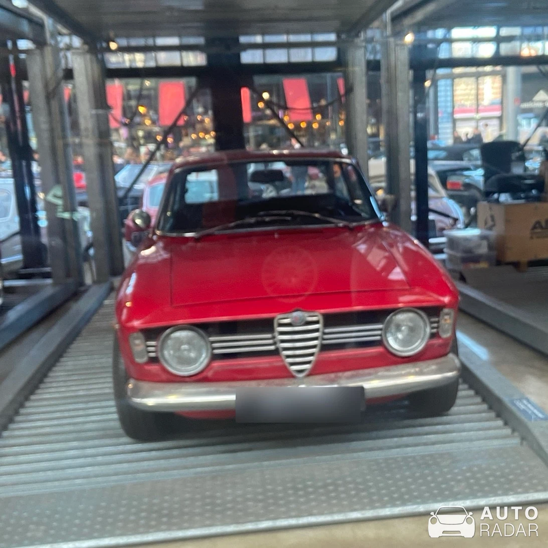 Alfa Romeo Giulia Sprint GT spotted in Düsseldorf, Deutschland