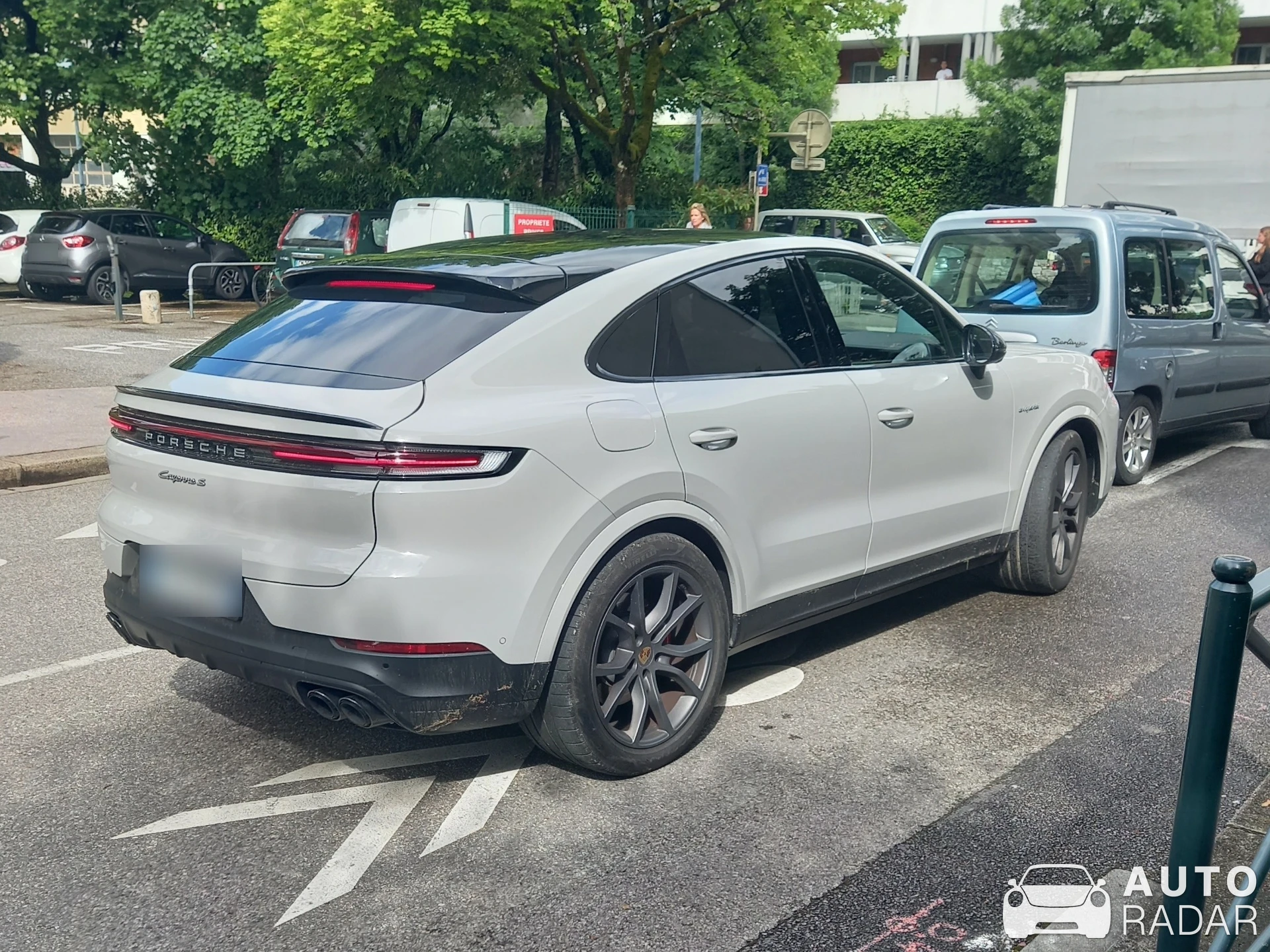 Porsche Cayenne Coupé S spotted in Annecy