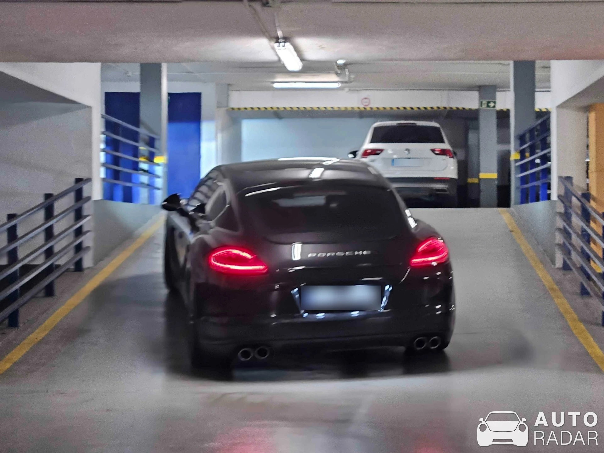 Porsche 970 Panamera GTS spotted in Zaragoza, España
