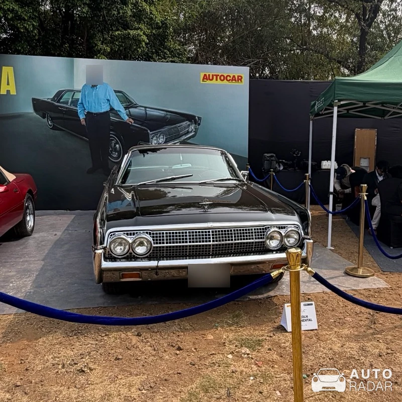 Lincoln Continental spotted in Mumbai