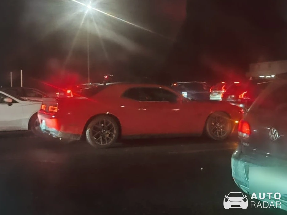 Dodge Challenger SRT Hellcat spotted in Donja Greda, Croatia