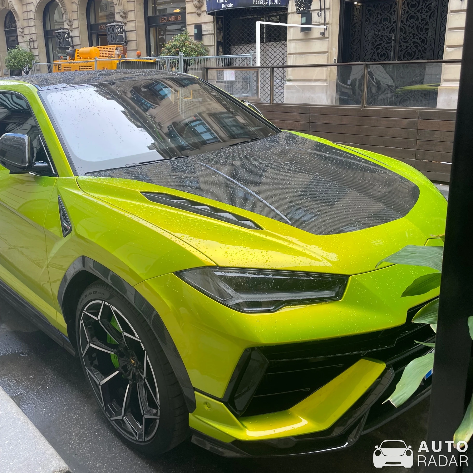Lamborghini Urus Performante spotted in Paris, France