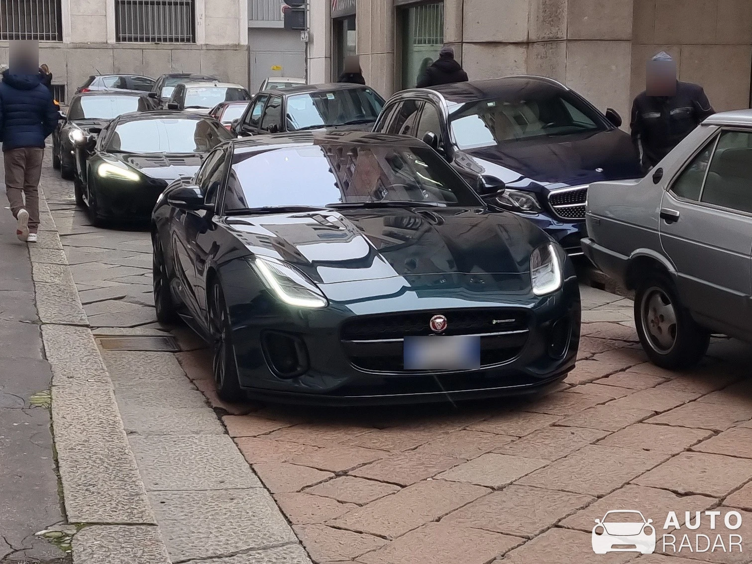 Jaguar F-Type P300 spotted in Milano