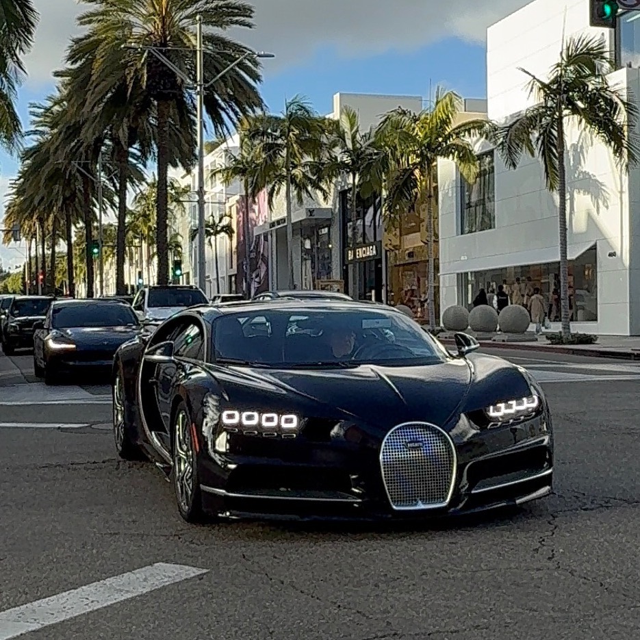 Bugatti Chiron Sport Noire Élégance