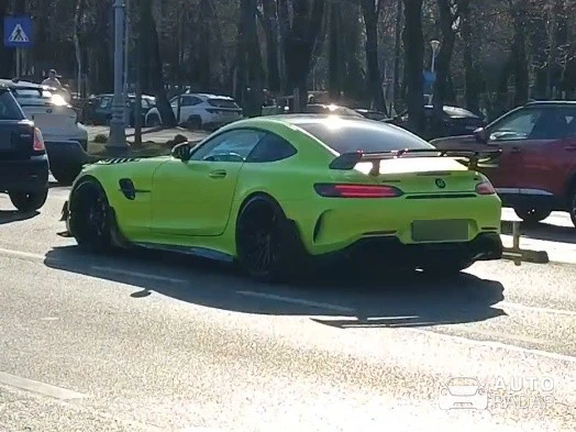 Mercedes-AMG Renntech GT R C190 spotted in Bucharest