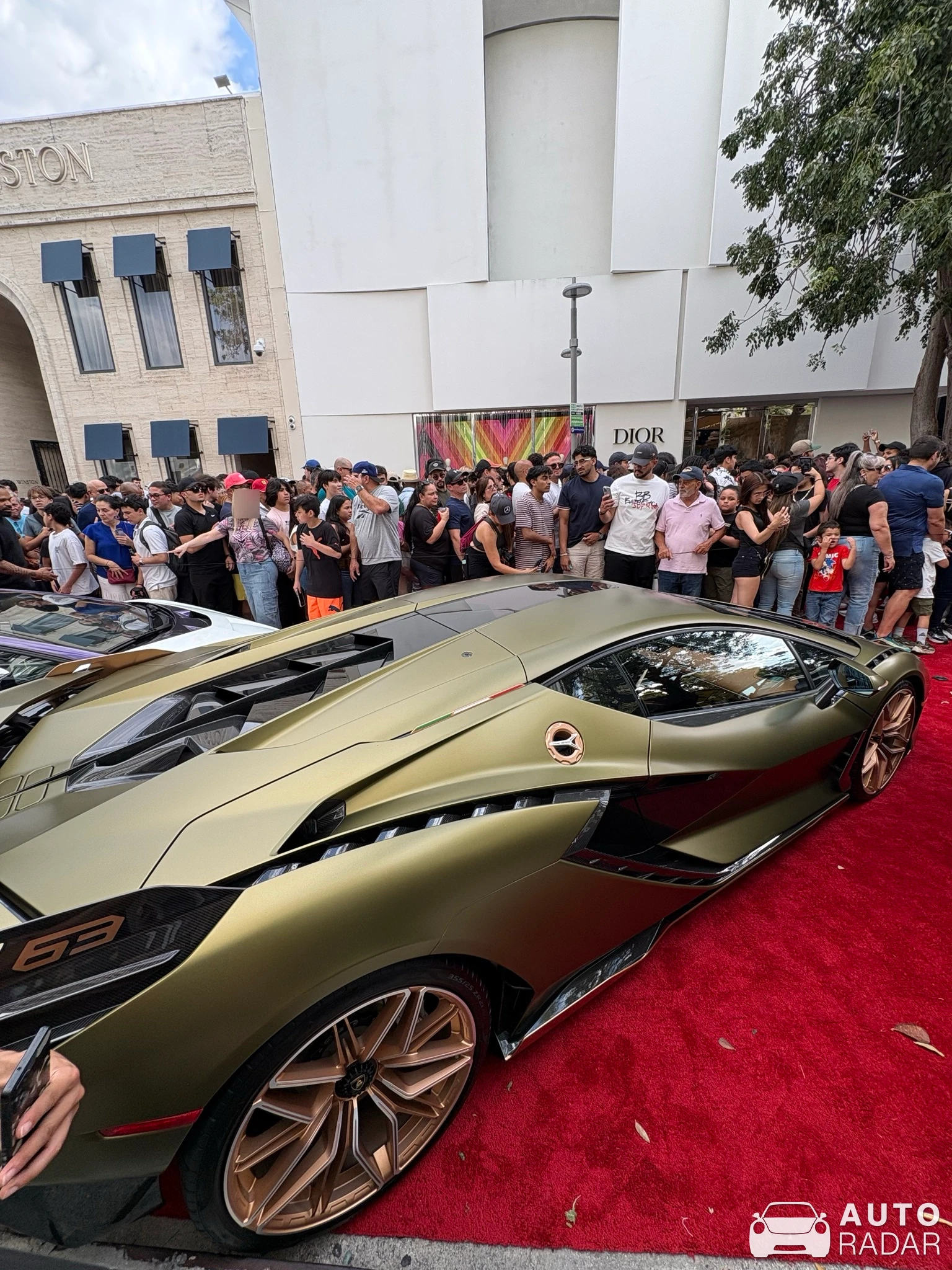 Lamborghini Sián FKP 37 spotted in Miami, Estados Unidos