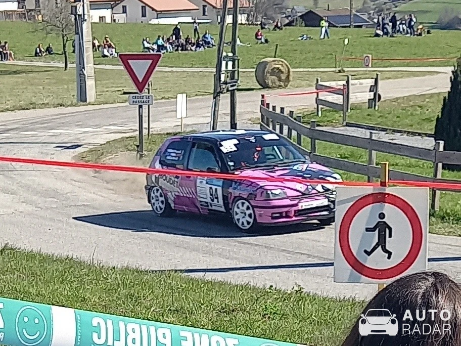 Renault Clio Rally5 spotted in Faverges-Seythenex