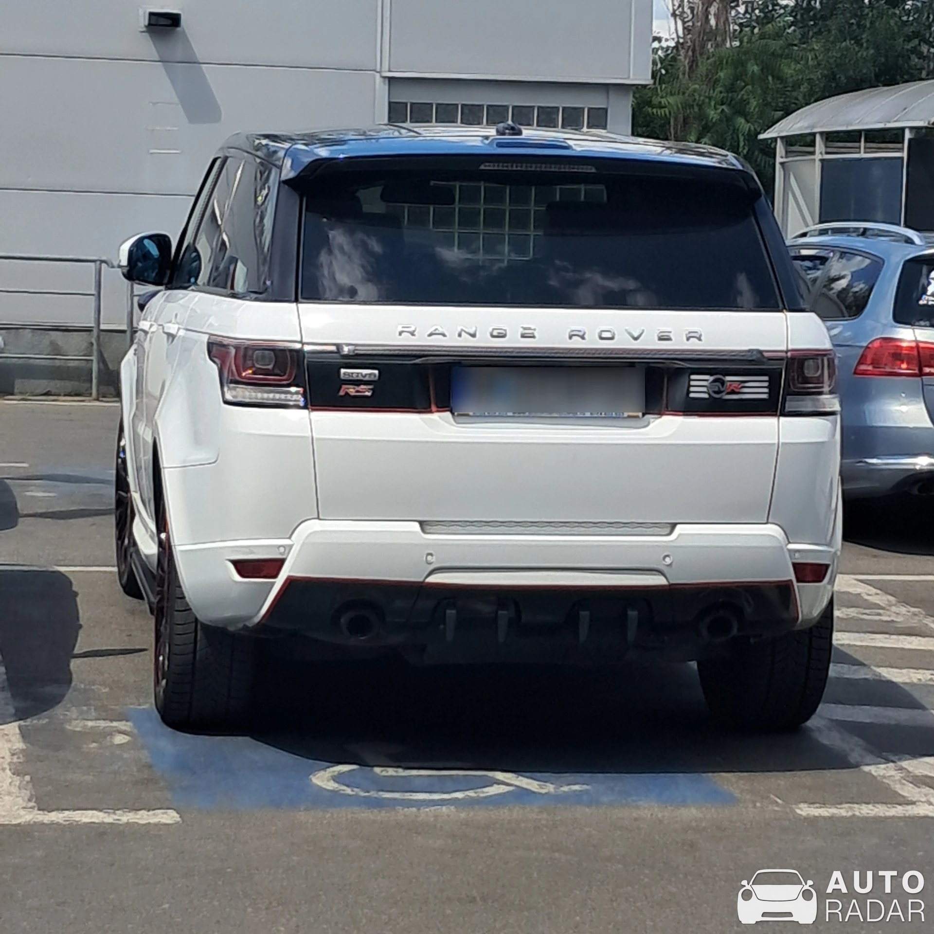 Land Rover Urban Range Rover Sport SVR 2018 spotted in Bucharest