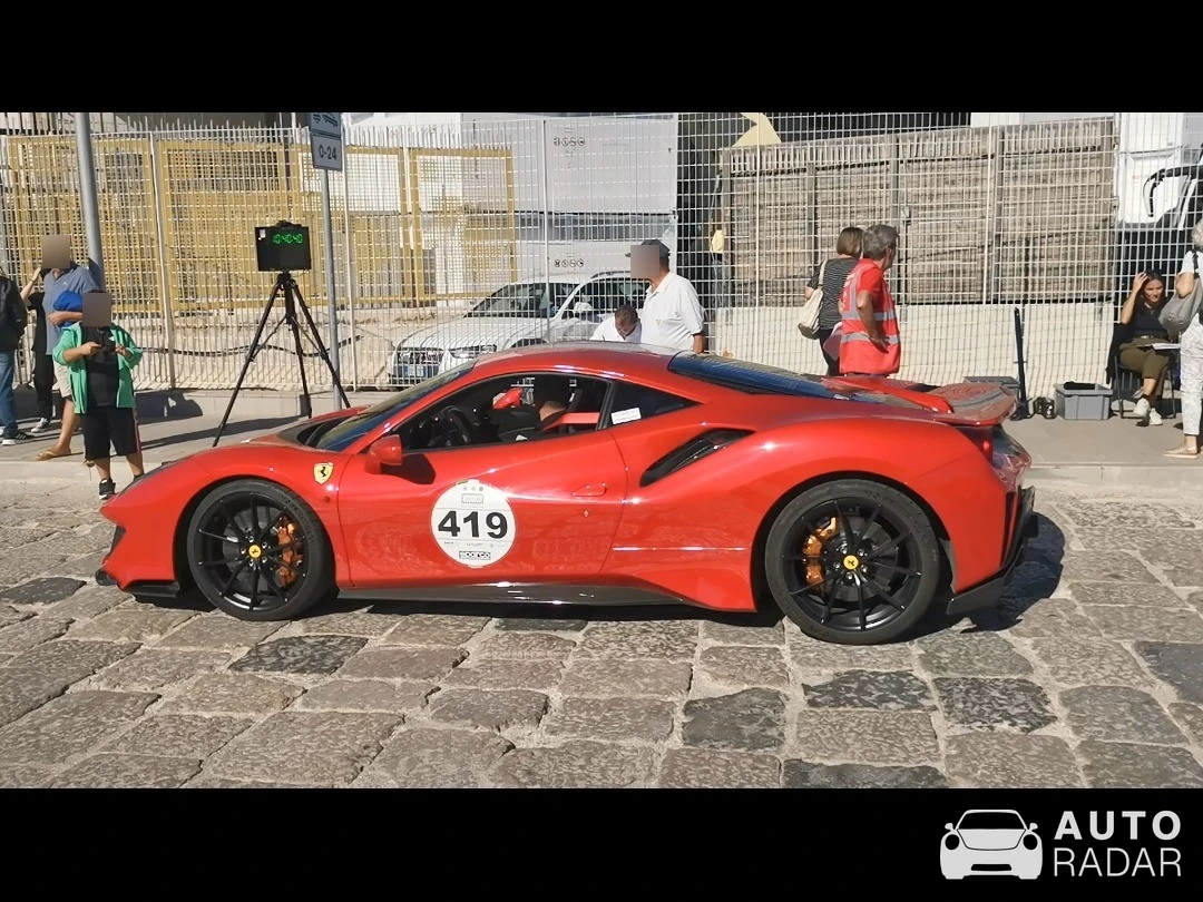 Ferrari 488 Pista spotted in Palermo, Italy