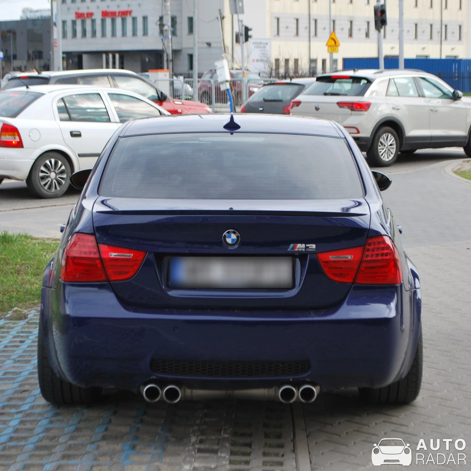BMW M3 E90 Sedan spotted in Lesznowola, Poland