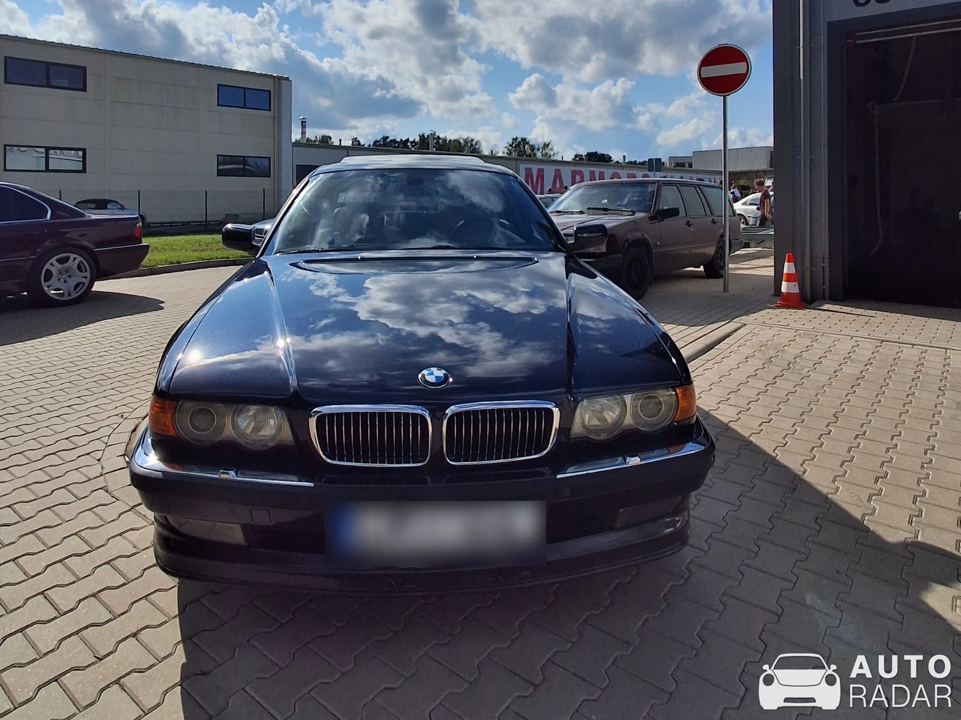 Alpina B12 5.0 E32 spotted in Babīte