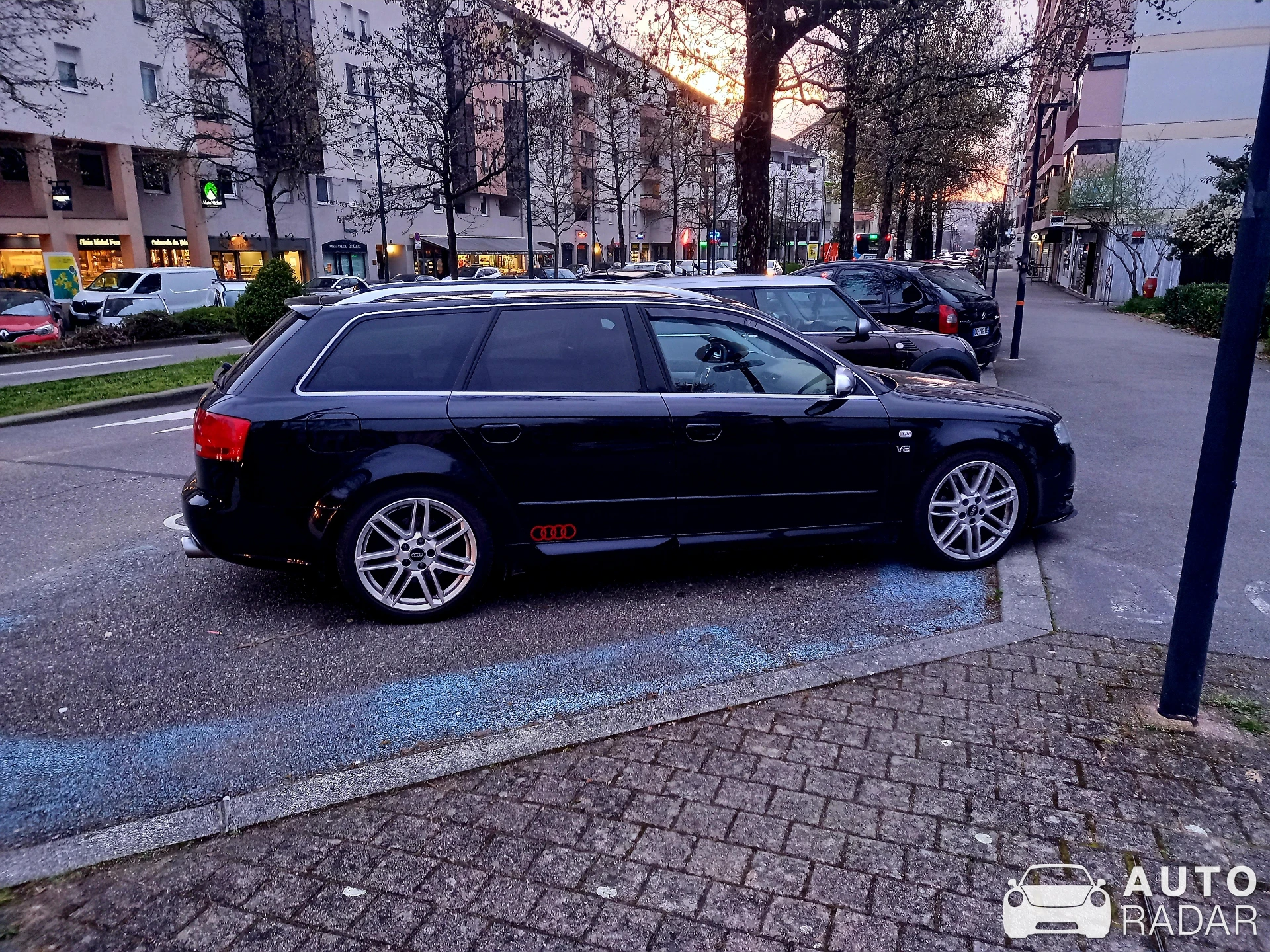 Audi S4 Avant B6 spotted in Annecy