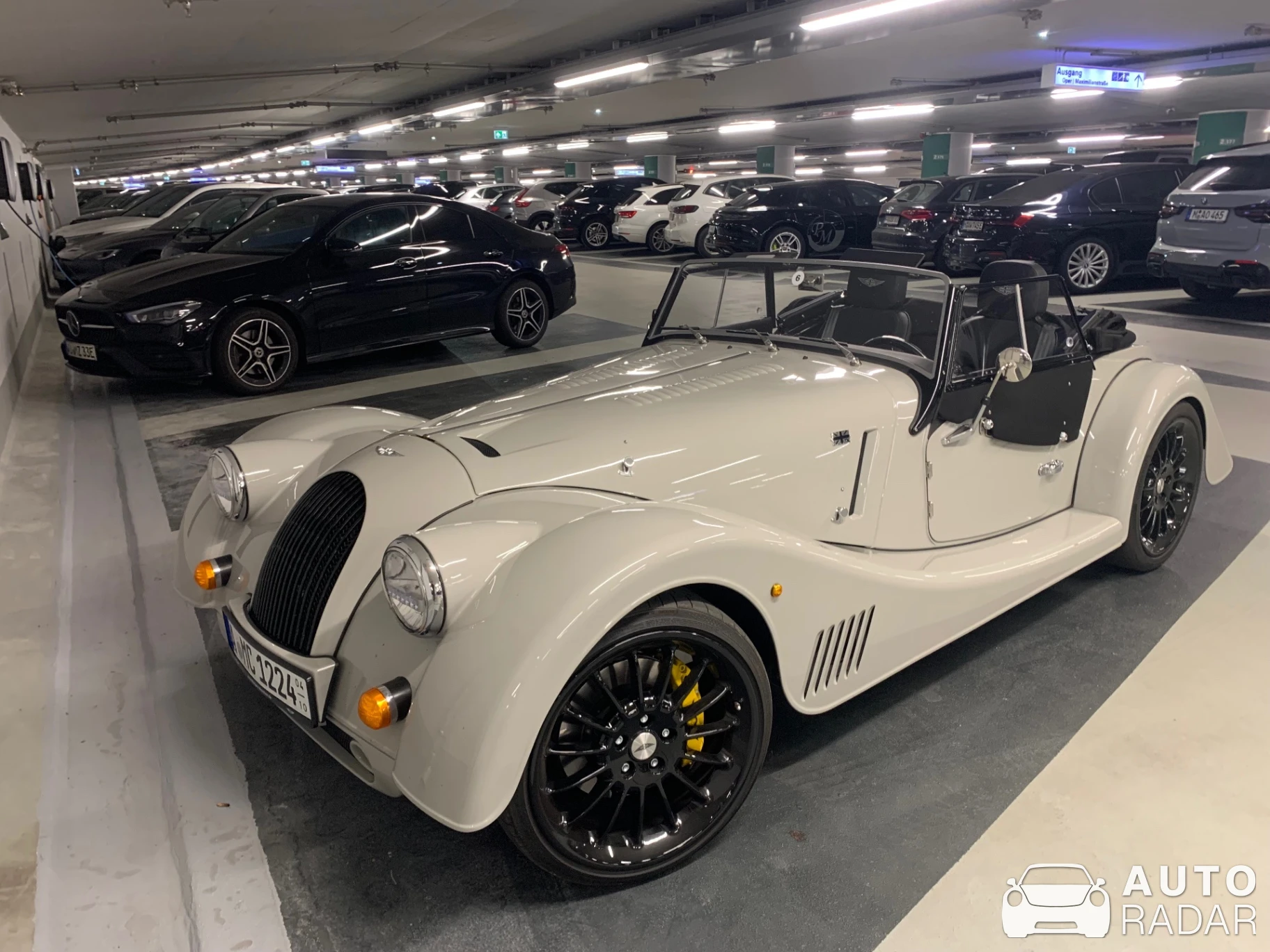 Morgan Plus 6 spotted in München, Germany