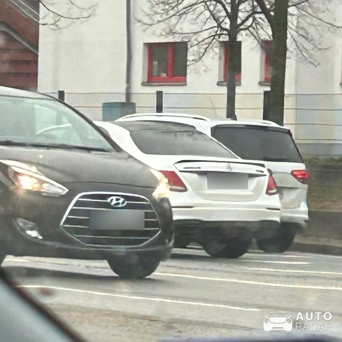 Mercedes-AMG E 63 W211 spotted in Rostock
