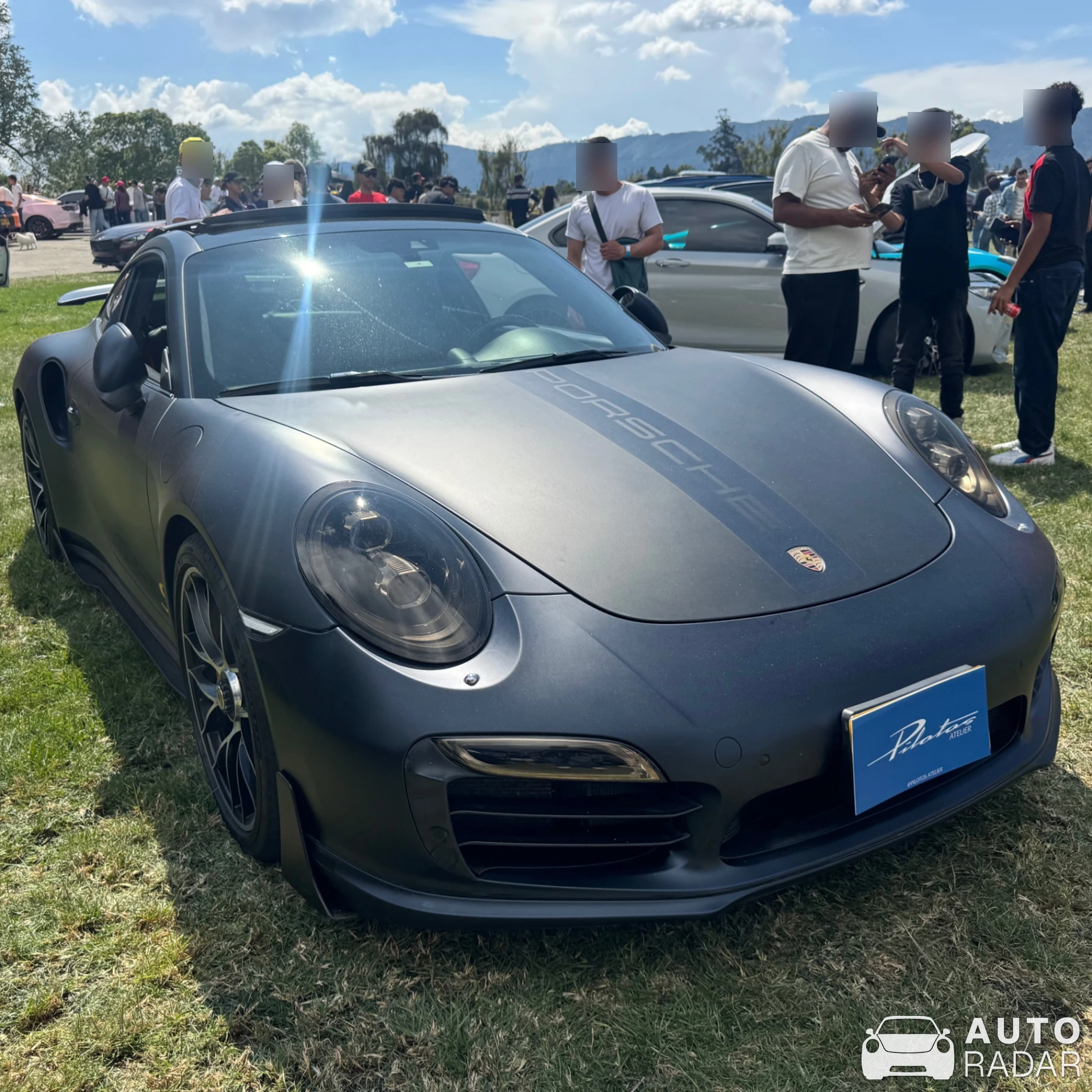Porsche 991 Turbo S MkII spotted in Chía, Colombia