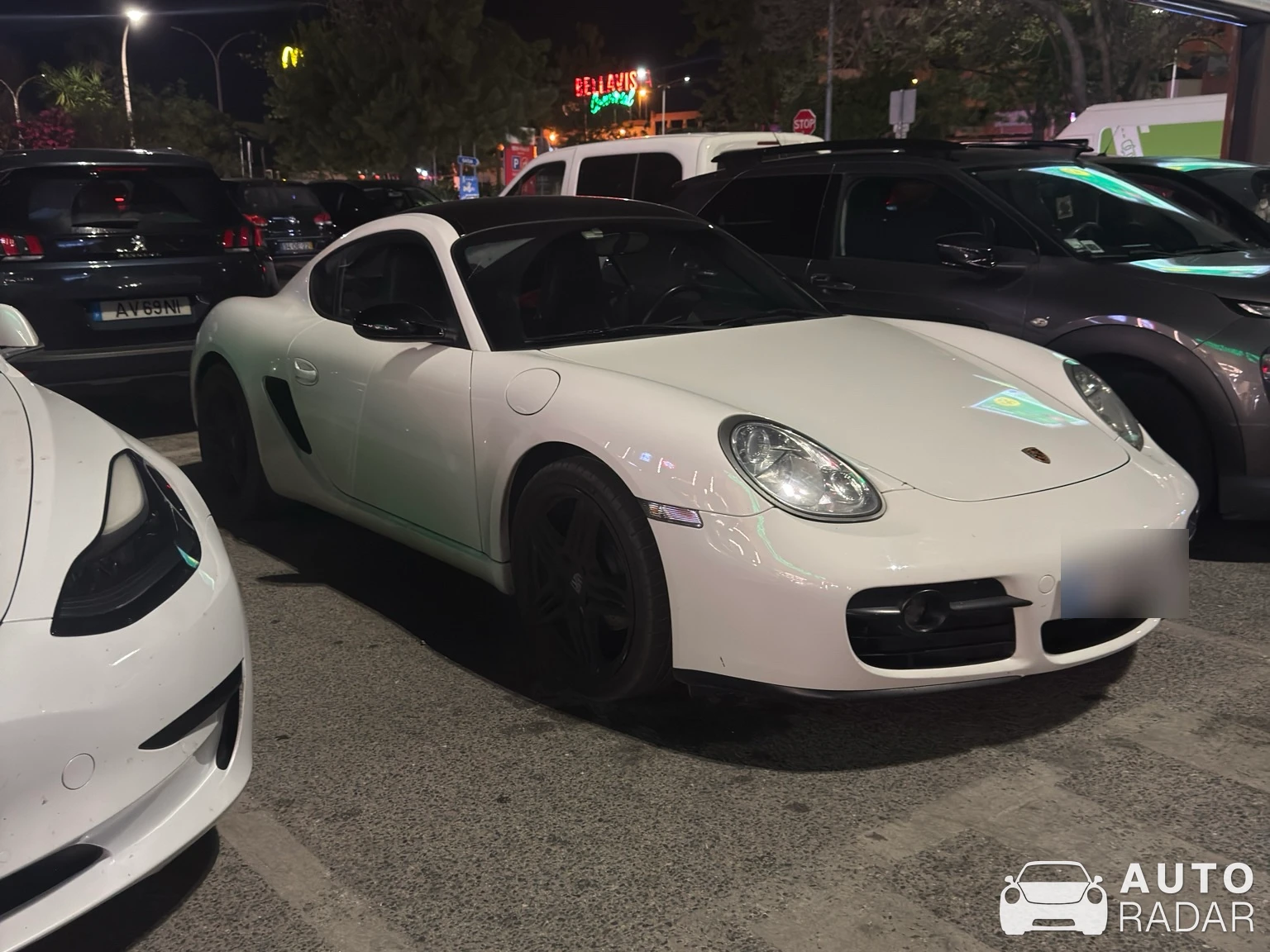 Porsche 987 Cayman spotted in Guia