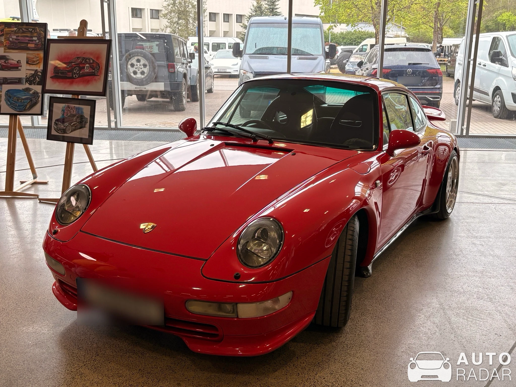 Porsche 993 Carrera S spotted in Vilnius