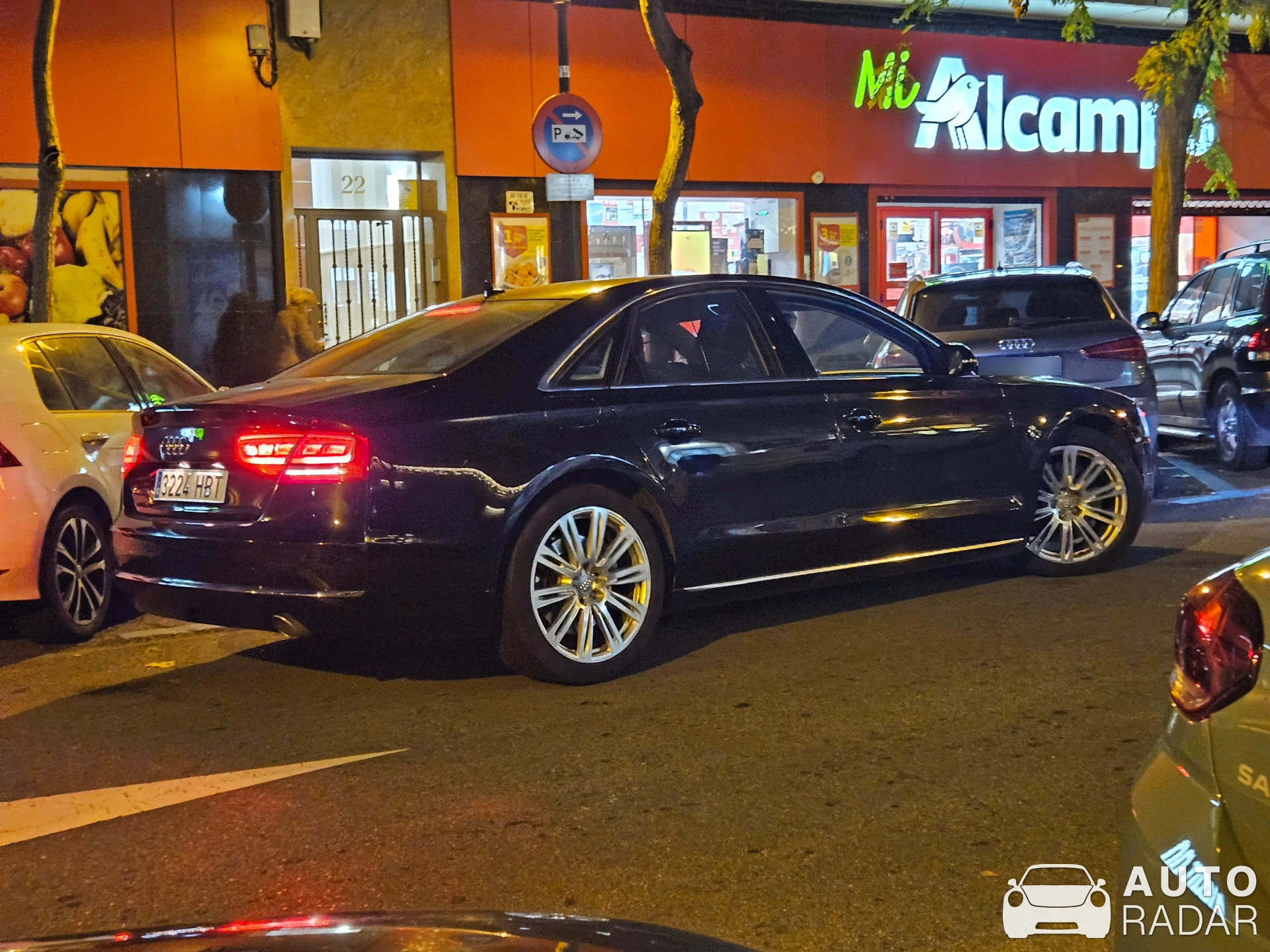 Audi A8 spotted in Zaragoza, España