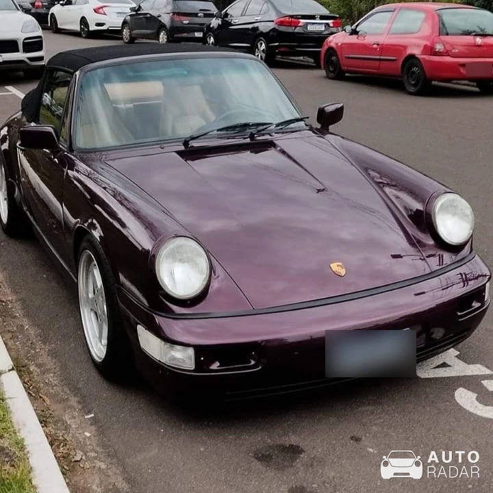 Porsche 964 Carrera 2 Cabriolet spotted in Meia Praia, Brasil