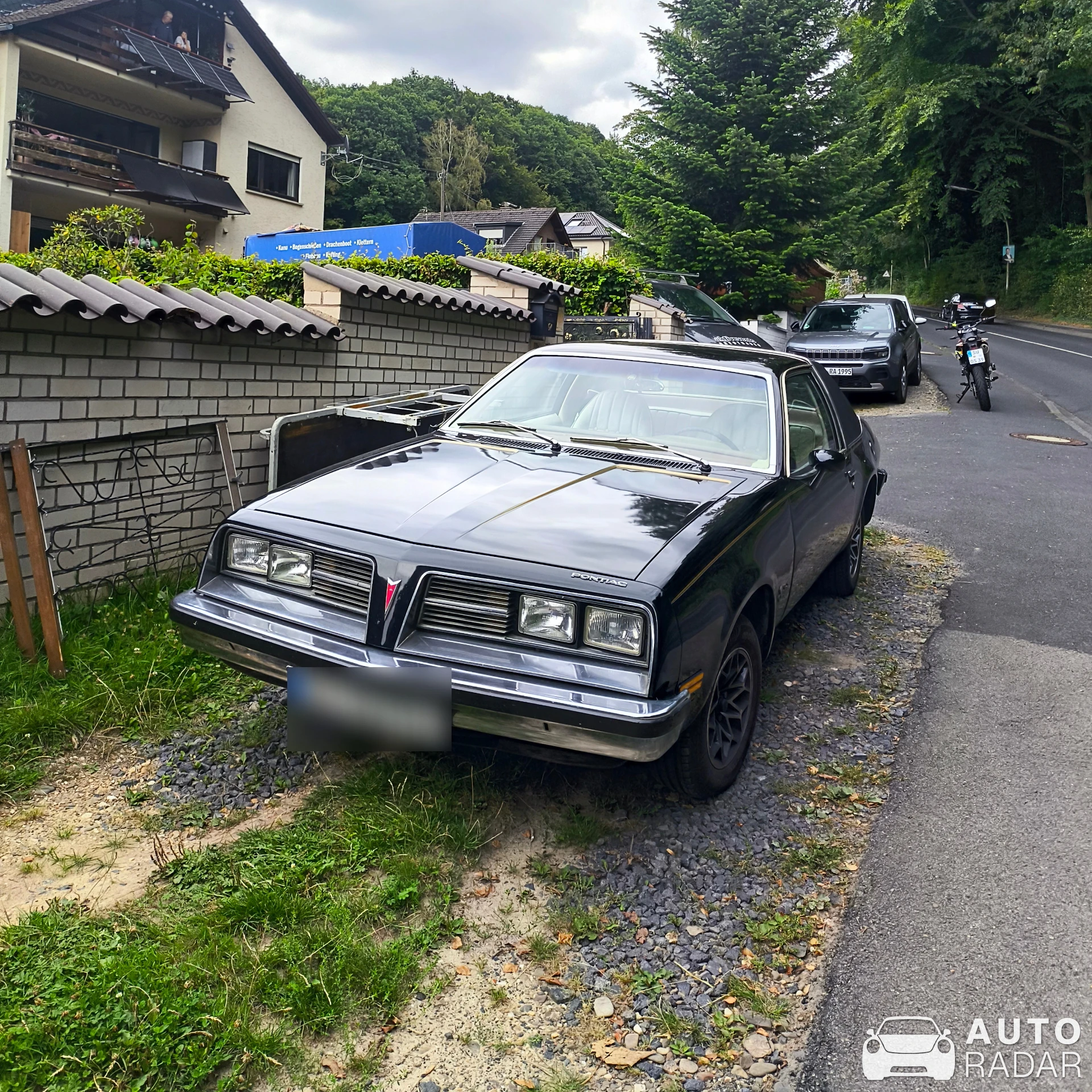 Pontiac Sunbird spotted in Bonn, Germany