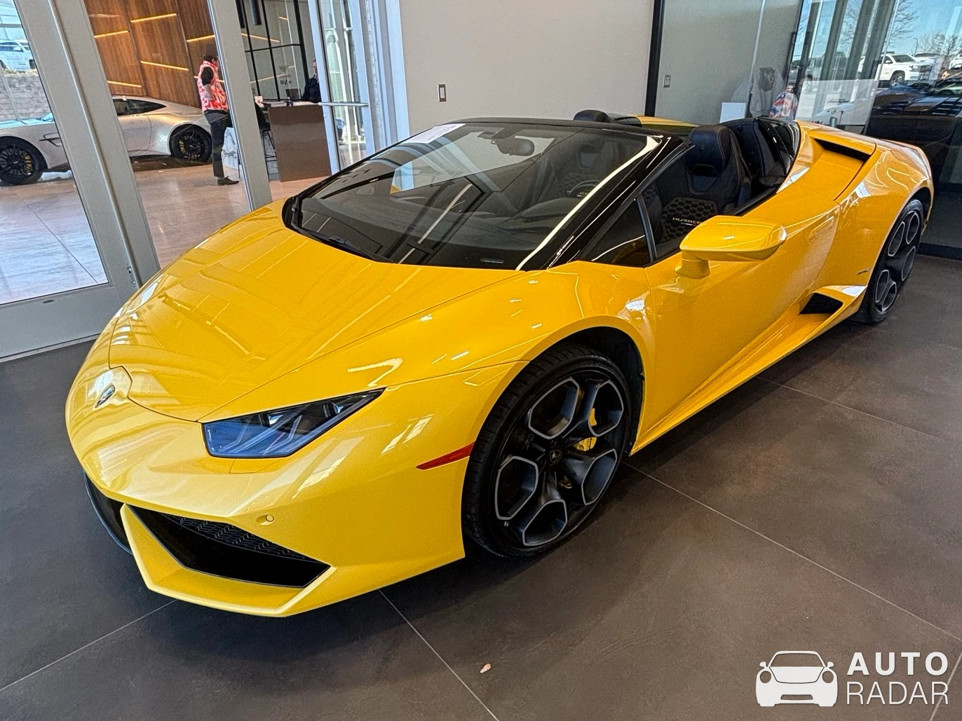 Lamborghini Huracán LP610-4 Spyder spotted in Littleton, United States