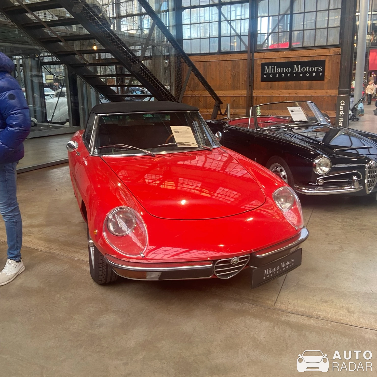 Alfa Romeo Spider 2.0i spotted in Düsseldorf, Deutschland