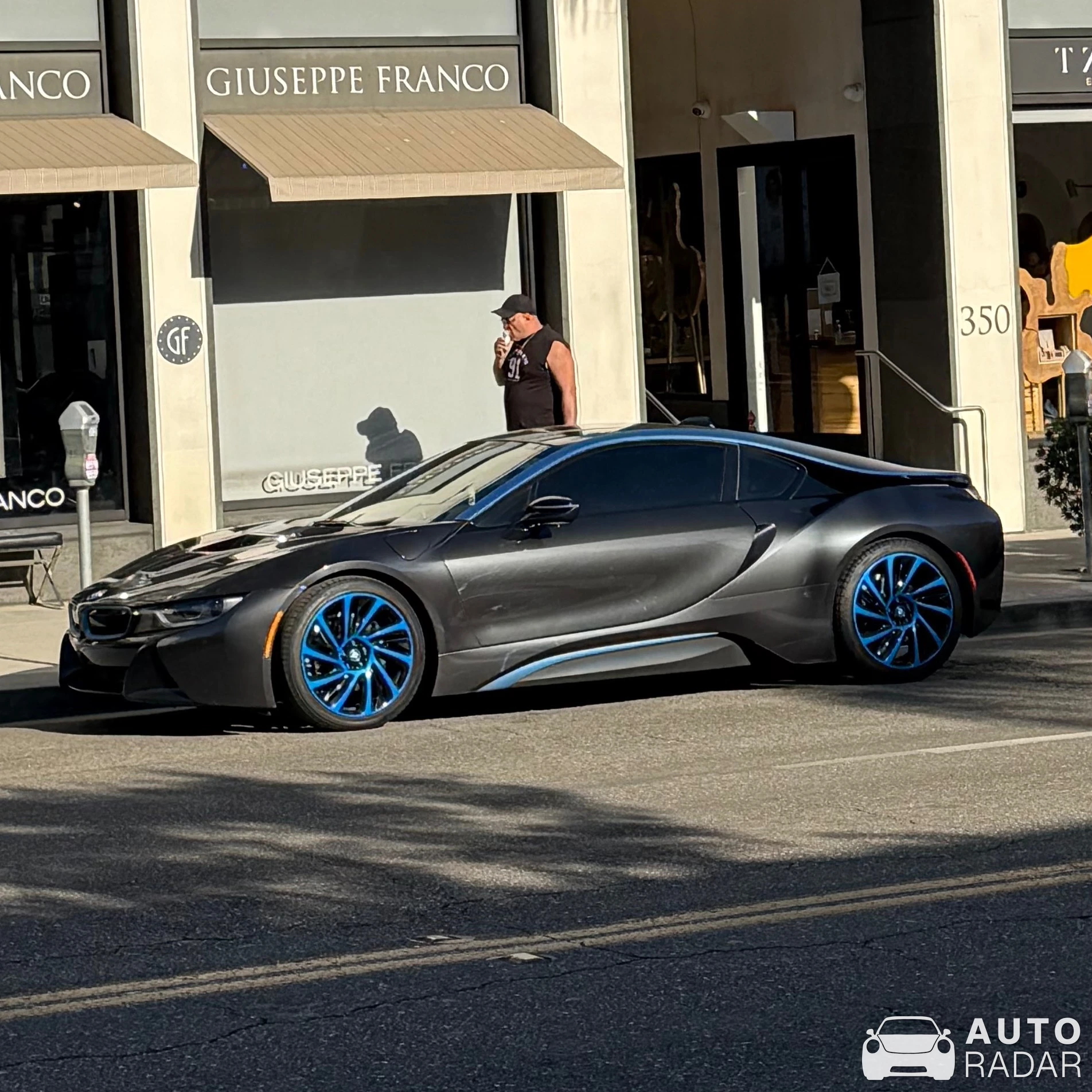 BMW i8 spotted in Beverly Hills, United States