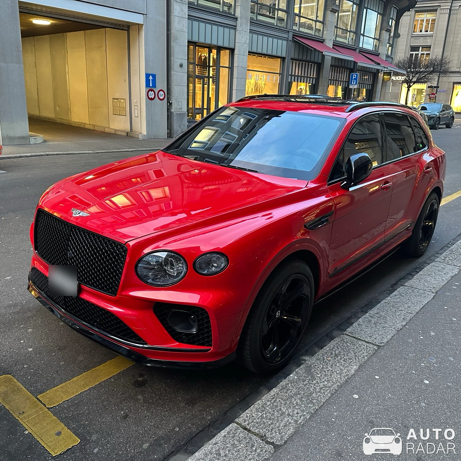 Bentley Bentayga S spotted in Zürich, Schweiz