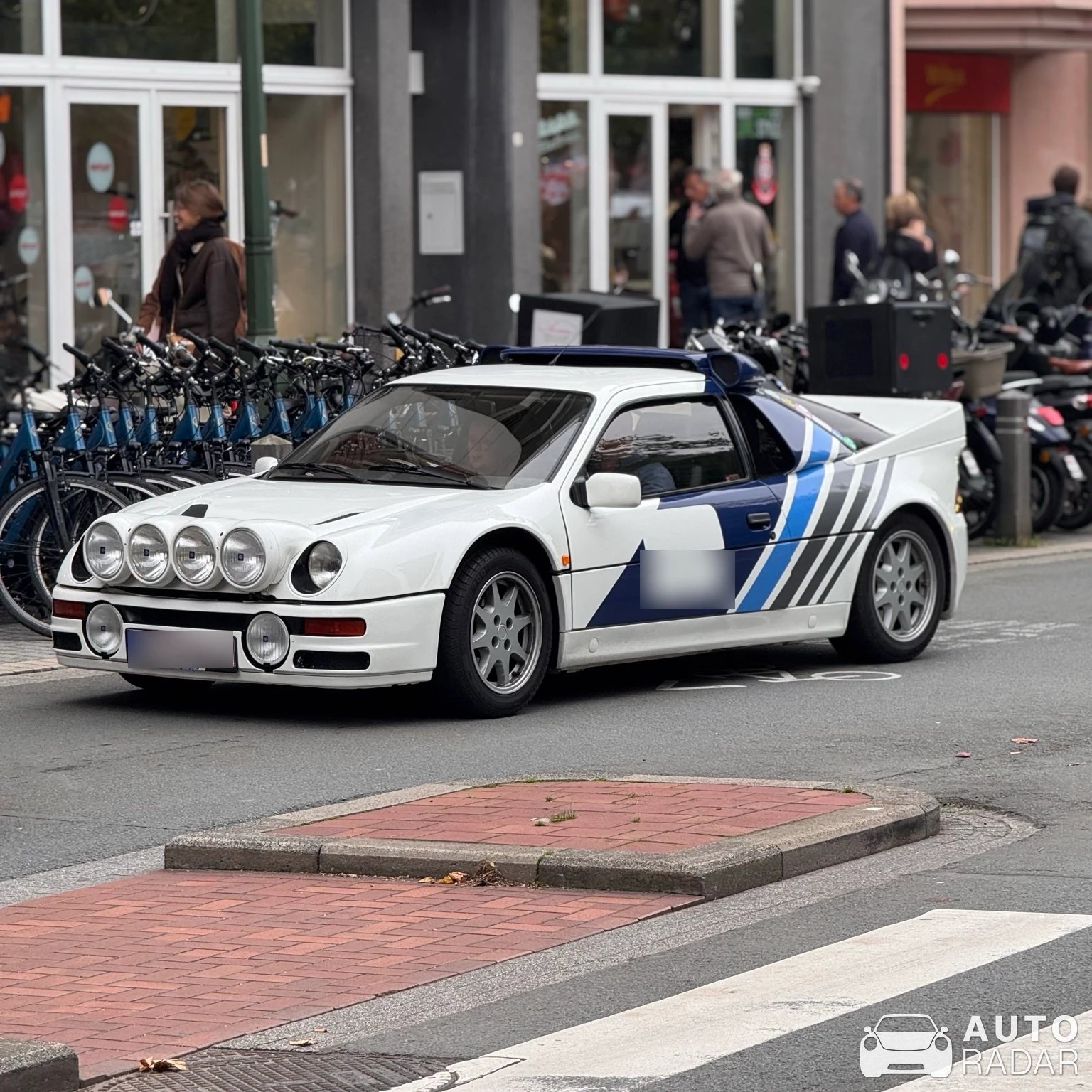 Ford RS200 Evolution spotted in Knokke-Heist