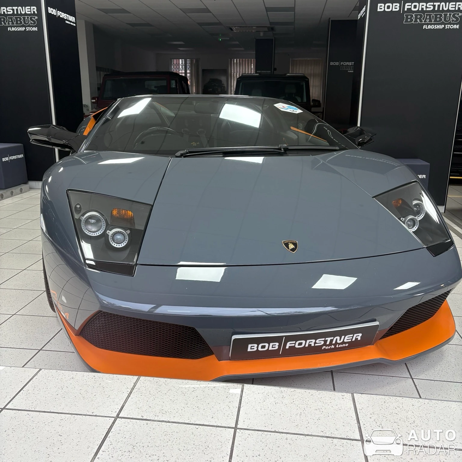 Lamborghini Murciélago LP650-4 Roadster spotted in London