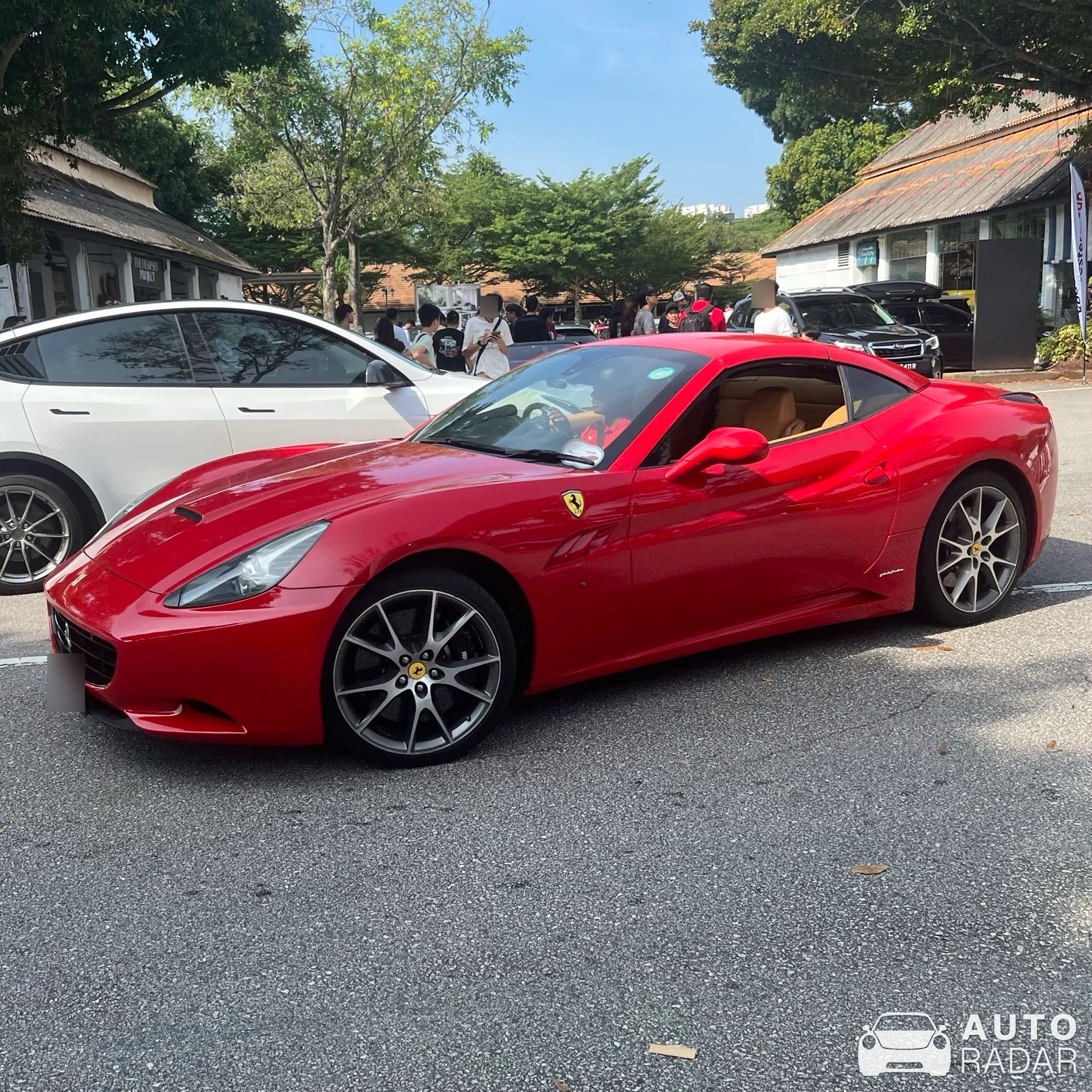 Ferrari California spotted in Singapore, Singapore