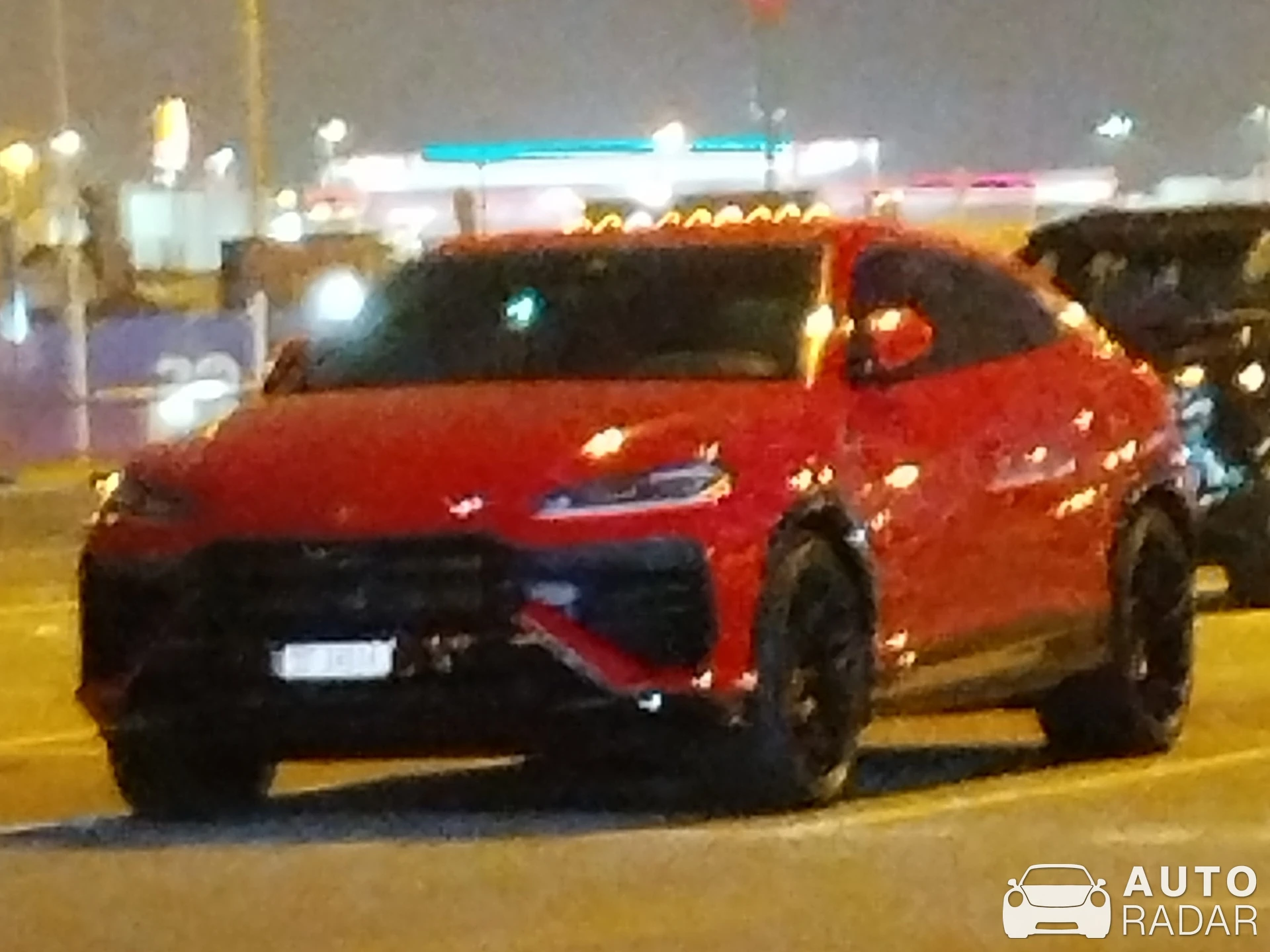 Lamborghini Urus SE spotted in Dubai, United Arab Emirates