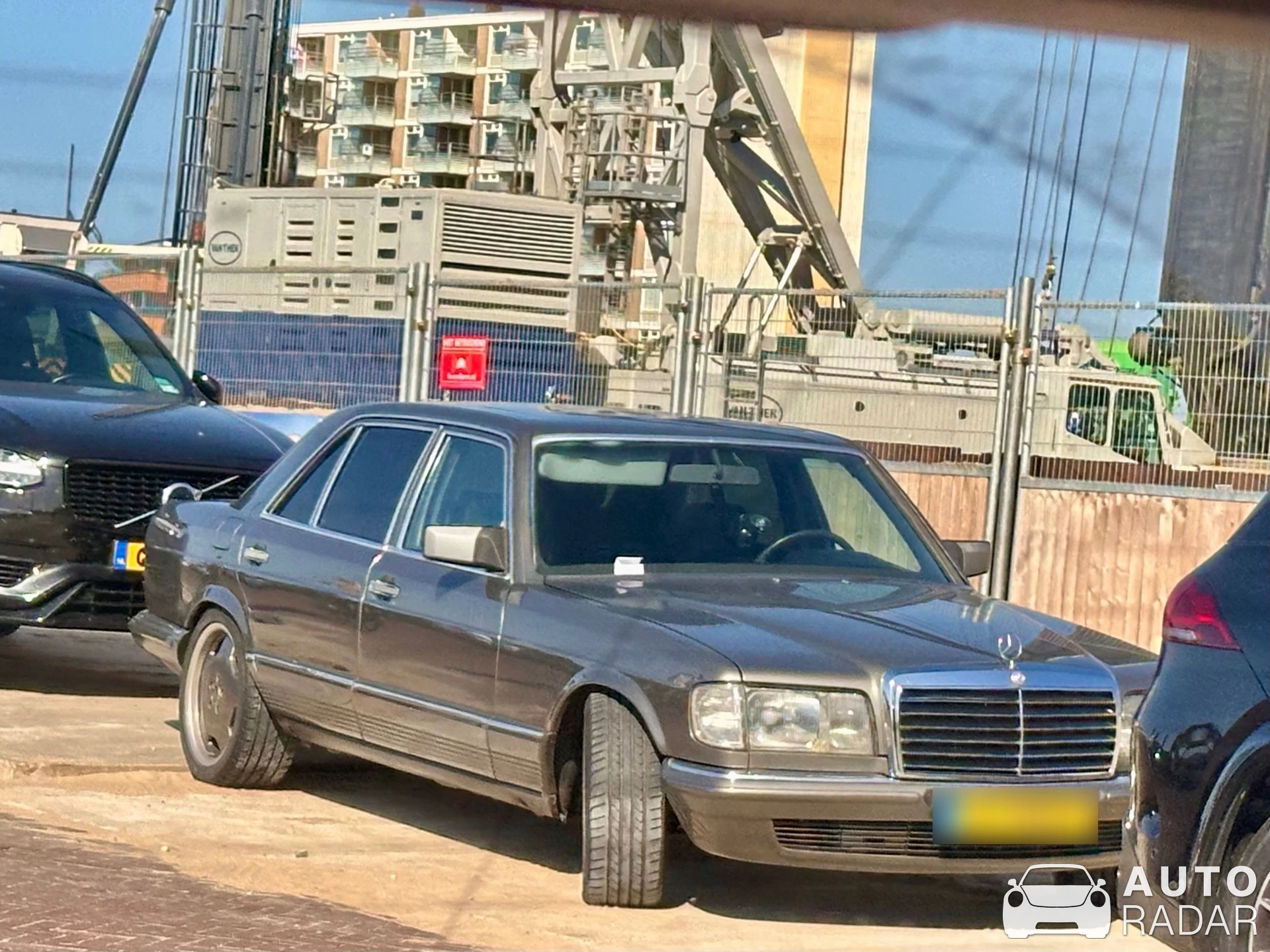 Mercedes-Benz 300 SE W126 spotted in Noordwijk