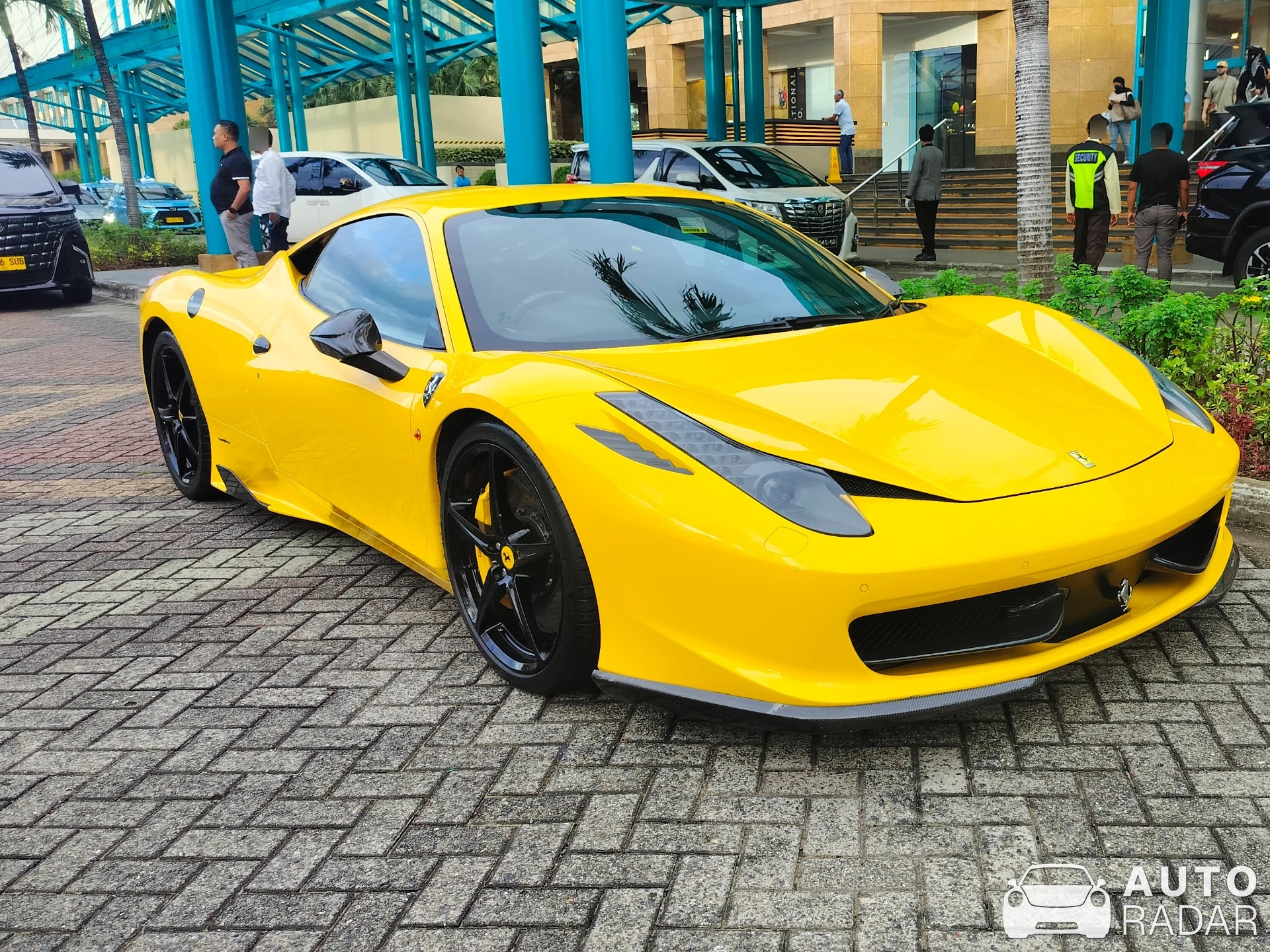 Ferrari 458 Italia spotted in Kota Jakarta Pusat, Indonesia