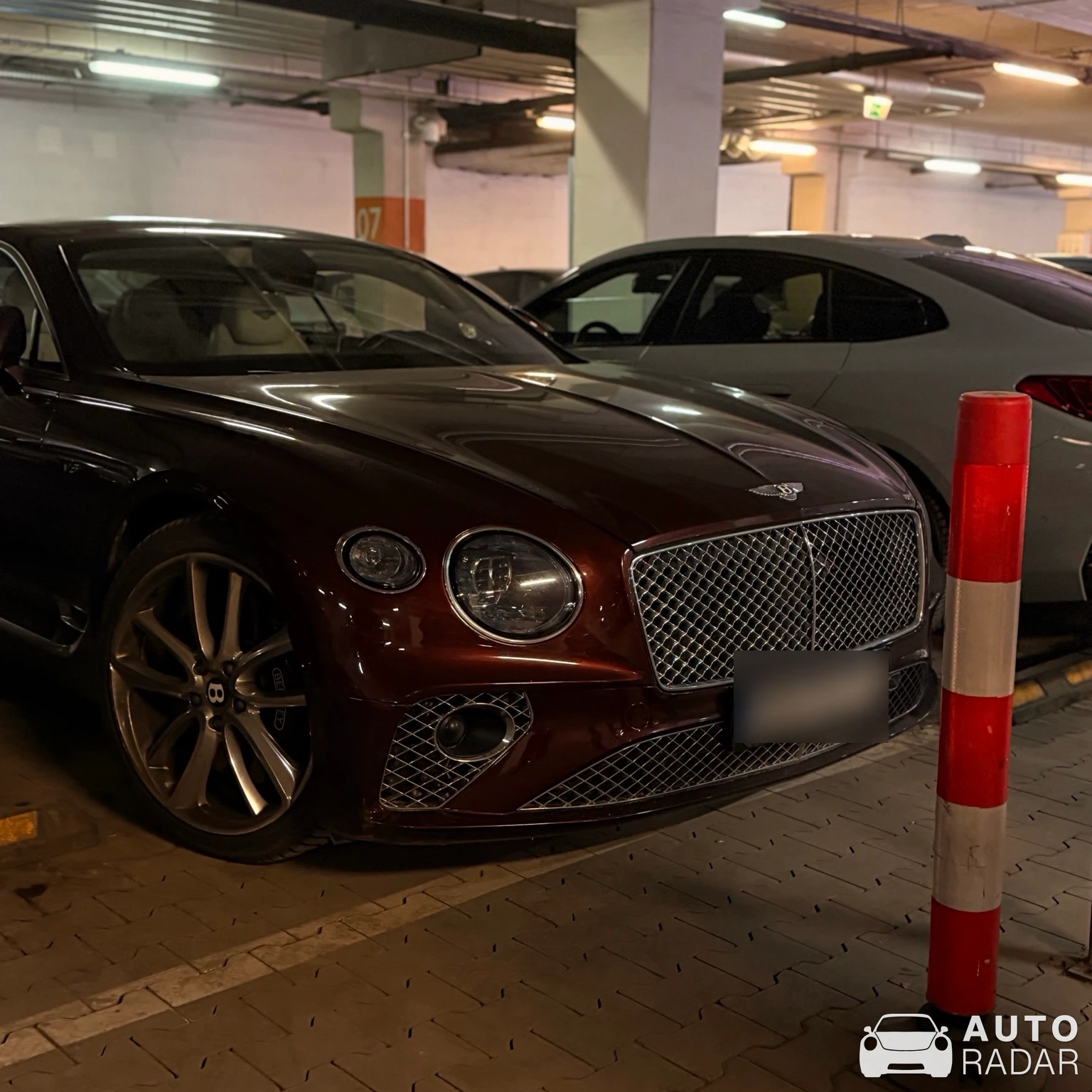 Bentley Continental GT V8 spotted in Kraków, Poland