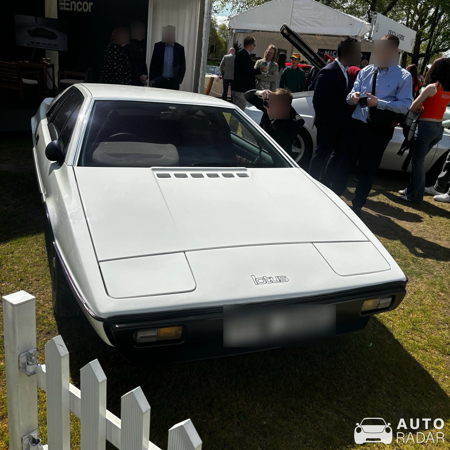 Lotus Esprit S1 spotted in London