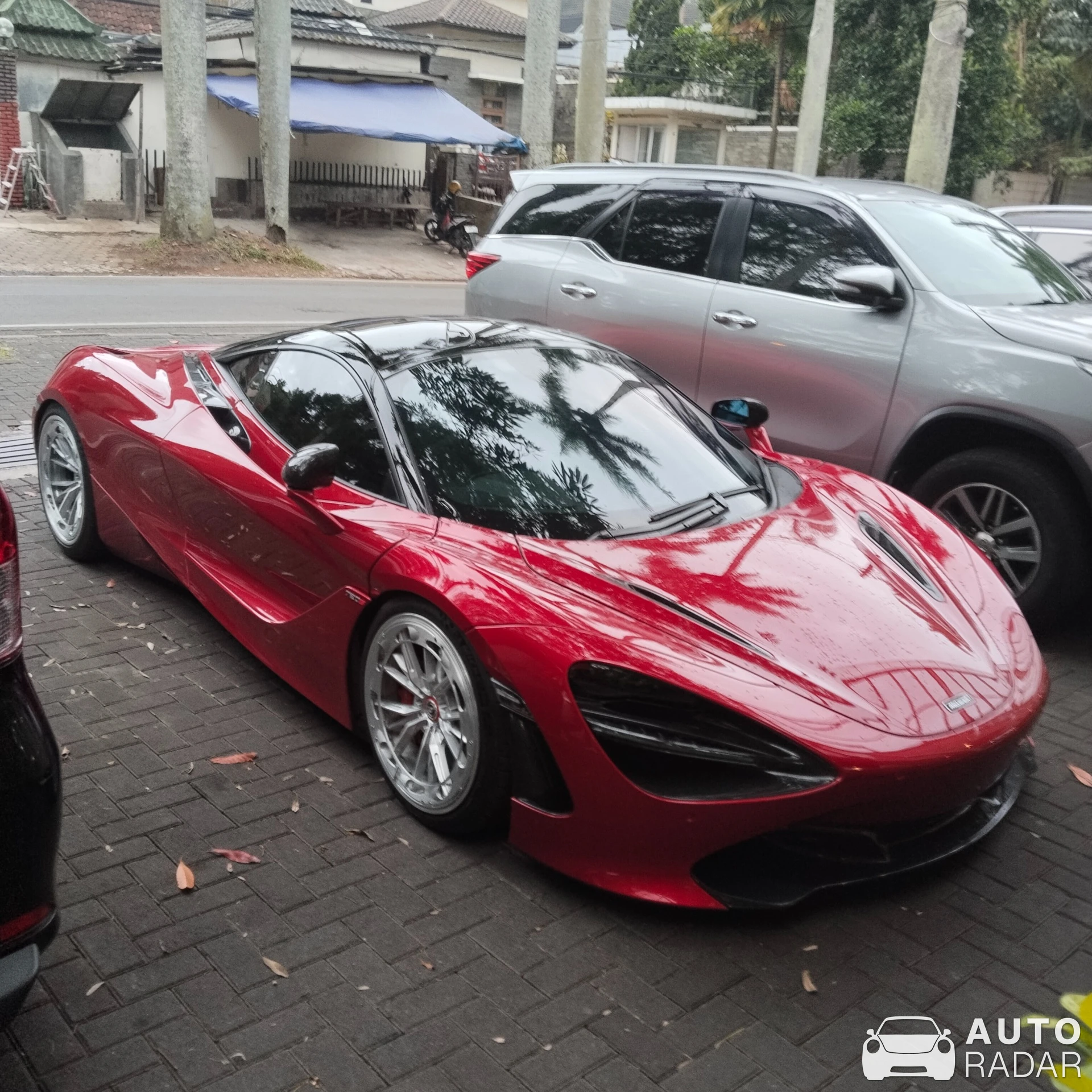 McLaren 720S spotted in Kota Cimahi, Indonesia