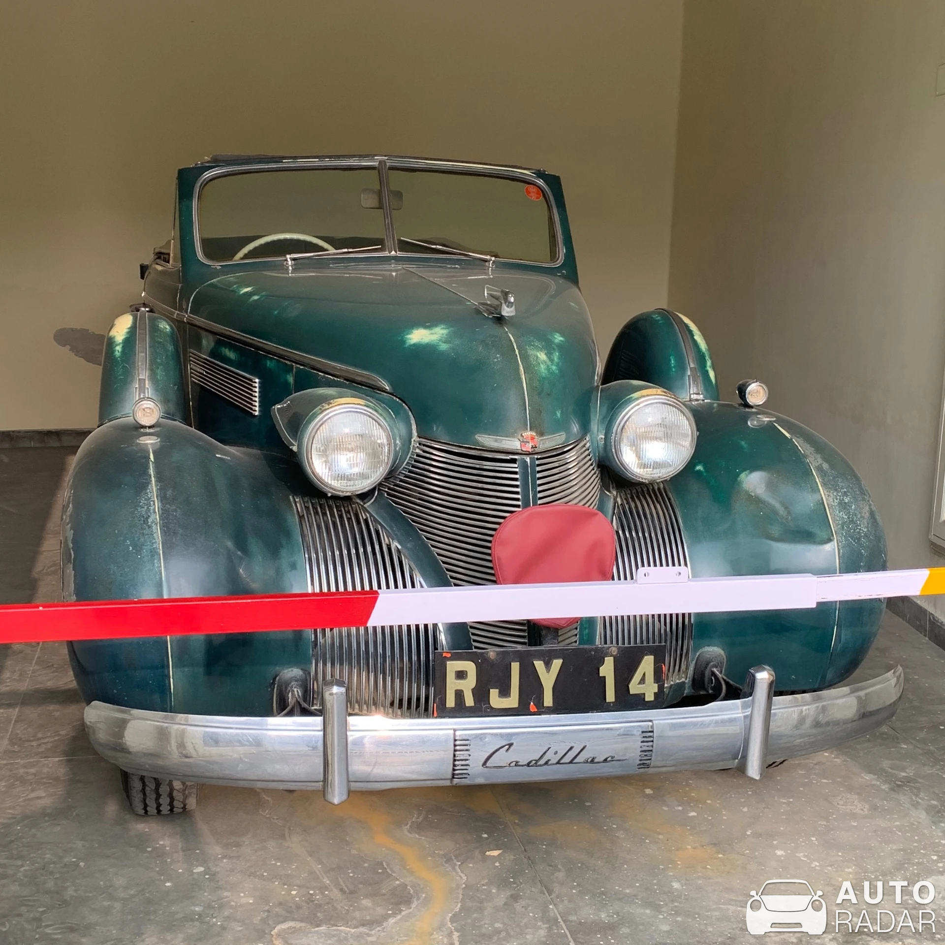 Cadillac Series 60 spotted in Udaipur, India