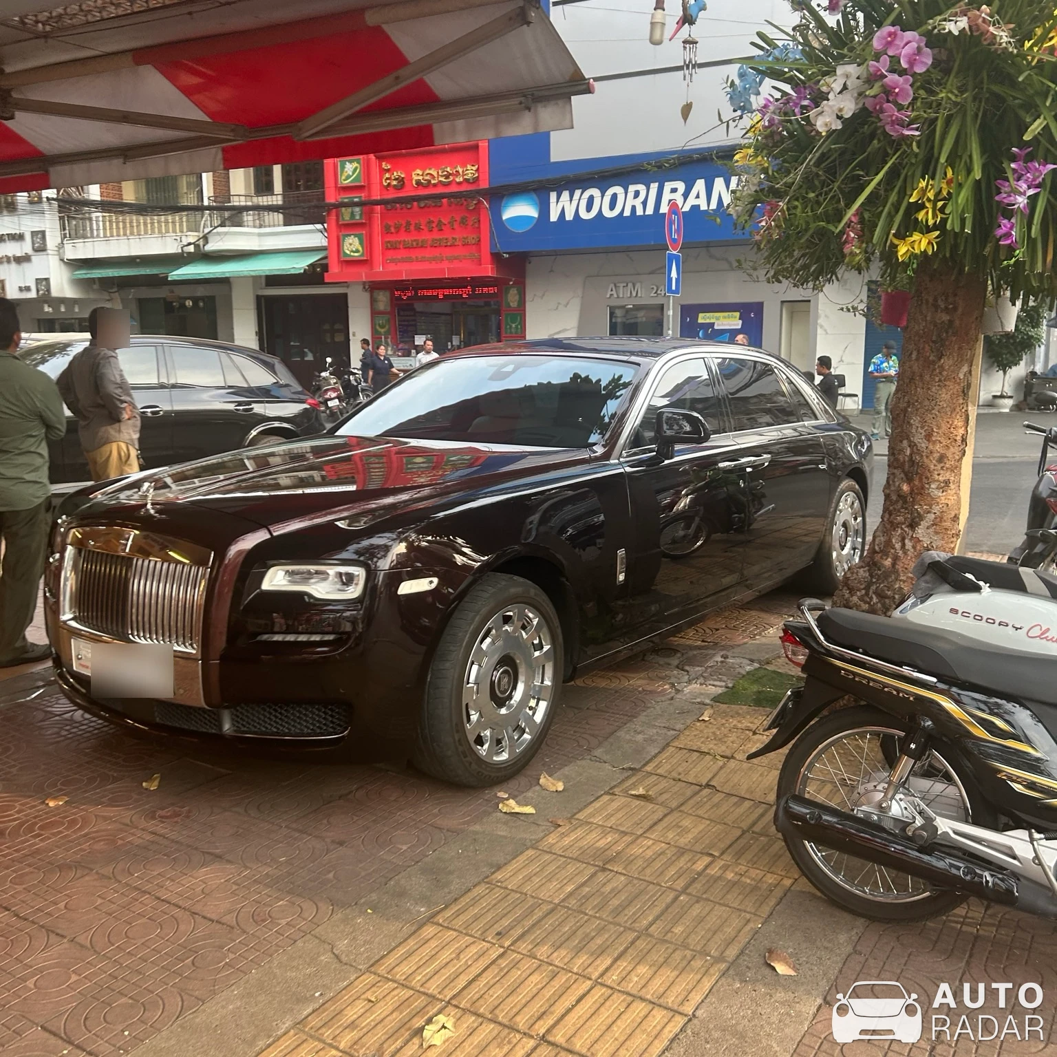 Rolls-Royce Ghost spotted in Phnom Penh