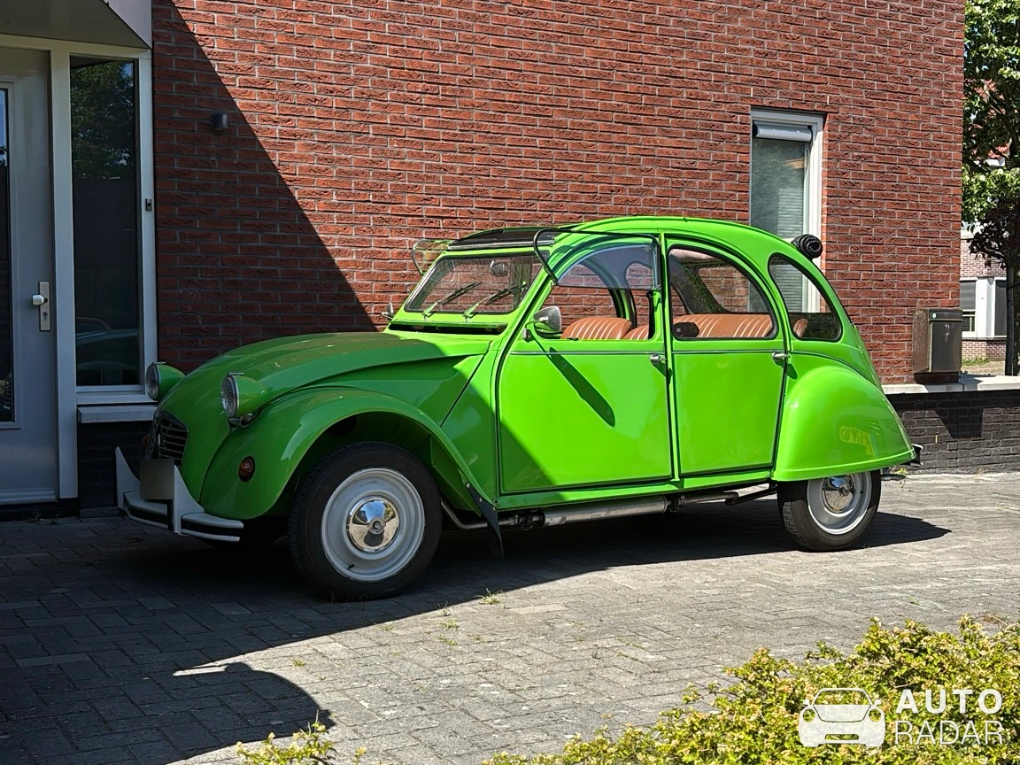 Citroën 2CV spotted in Assen