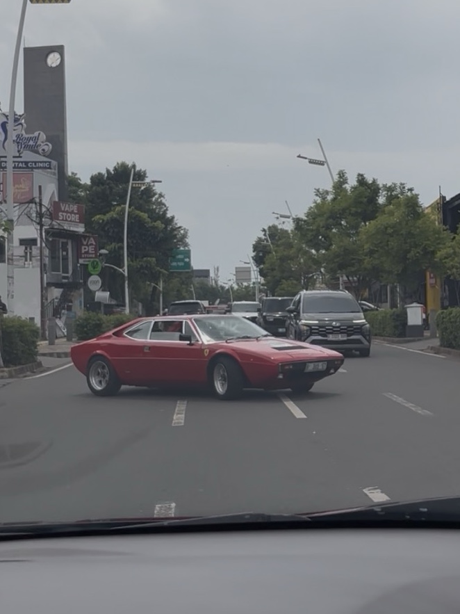 Ferrari Dino 308 GT4